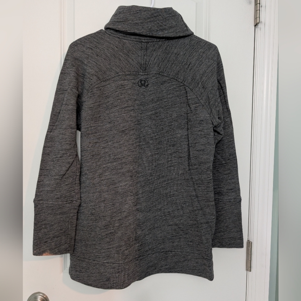 Lululemon Size 8, To You Tunic,‎ Sweater, Charcoal Gray, Mock Neck, Athleisure - Picture 2 of 5